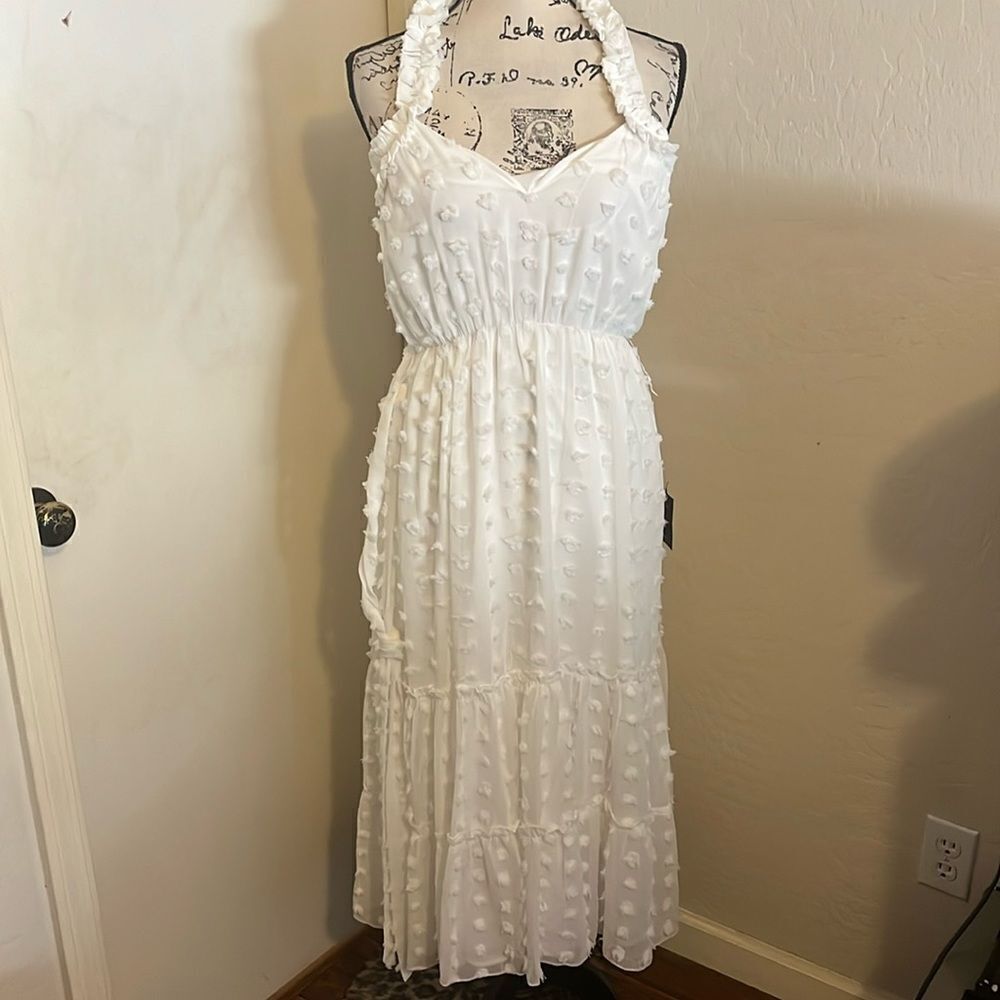 Lulu’s White Halter Belt Dress Feminine Contemporary Event Festival Brand New